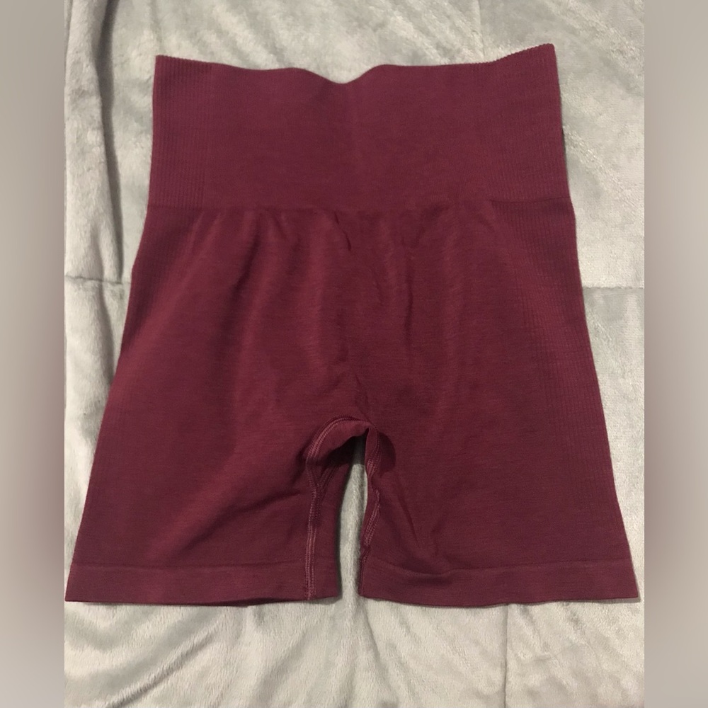Kamo fitness eco scrunch 5” shorts
